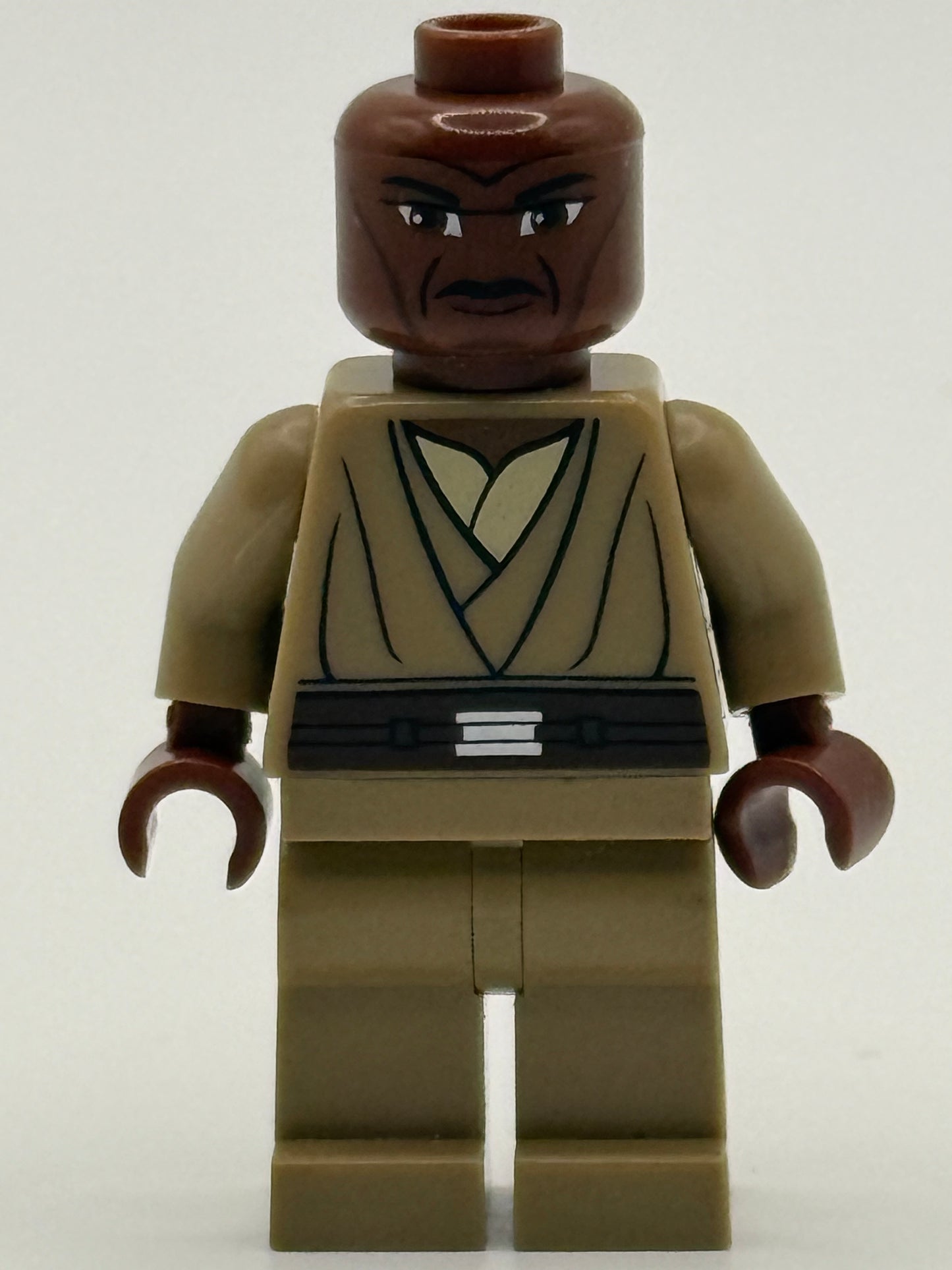 Mace Windu, Large Eyes sw0220