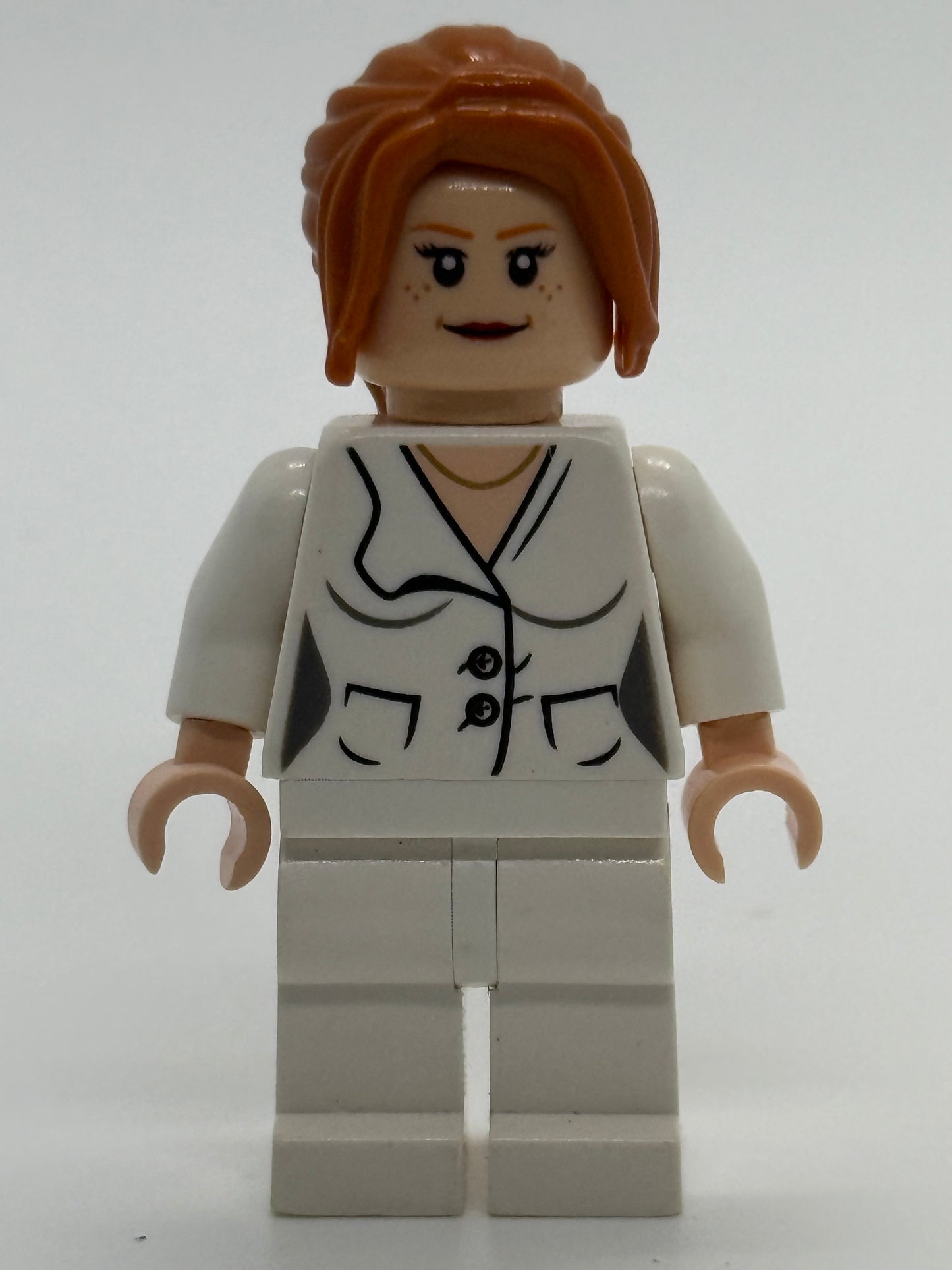 Pepper Potts, White Suit
