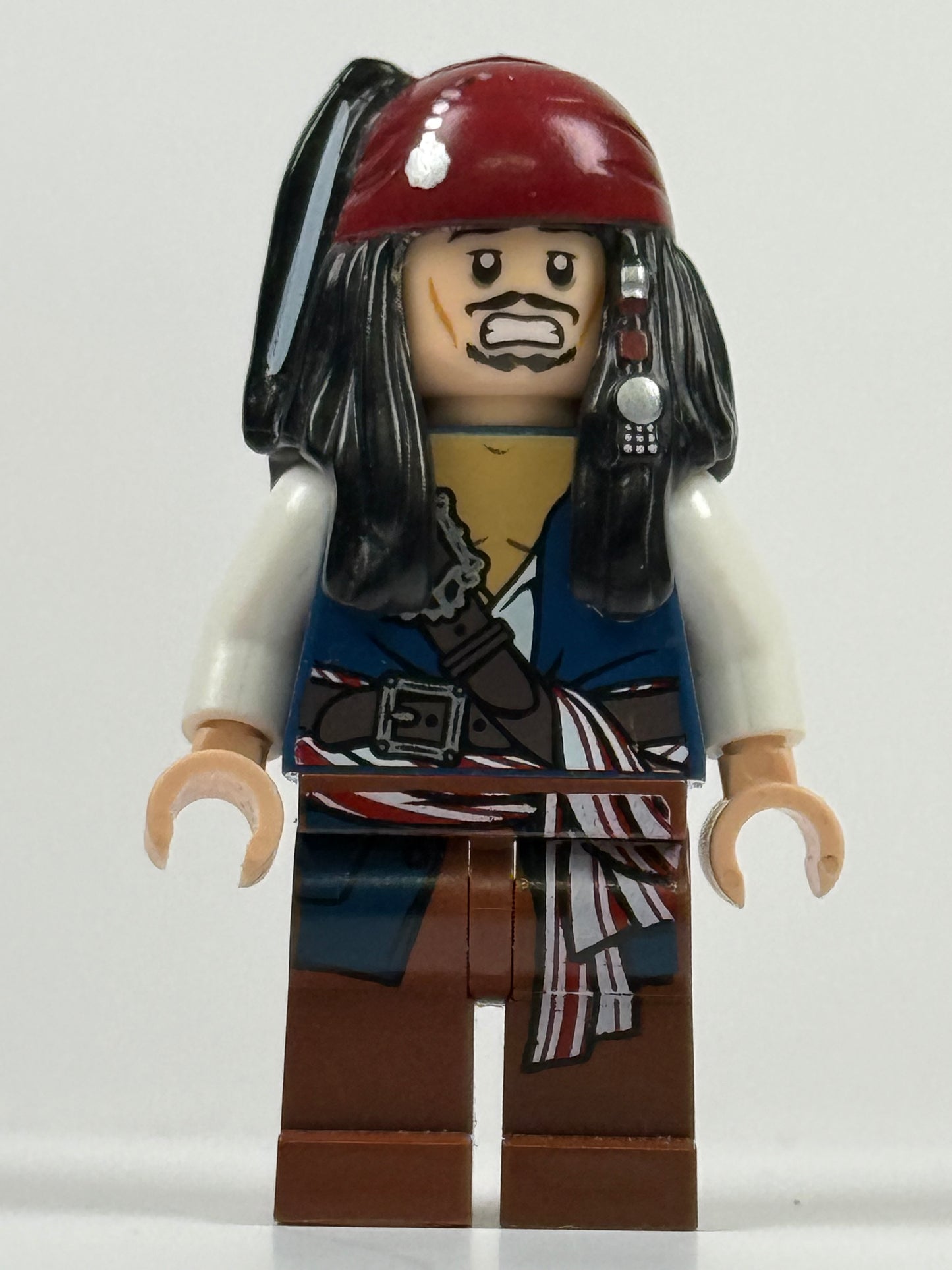 Captain Jack Sparrow, White Shirt, Dark Blue Vest with Filigree, Bandana poc035