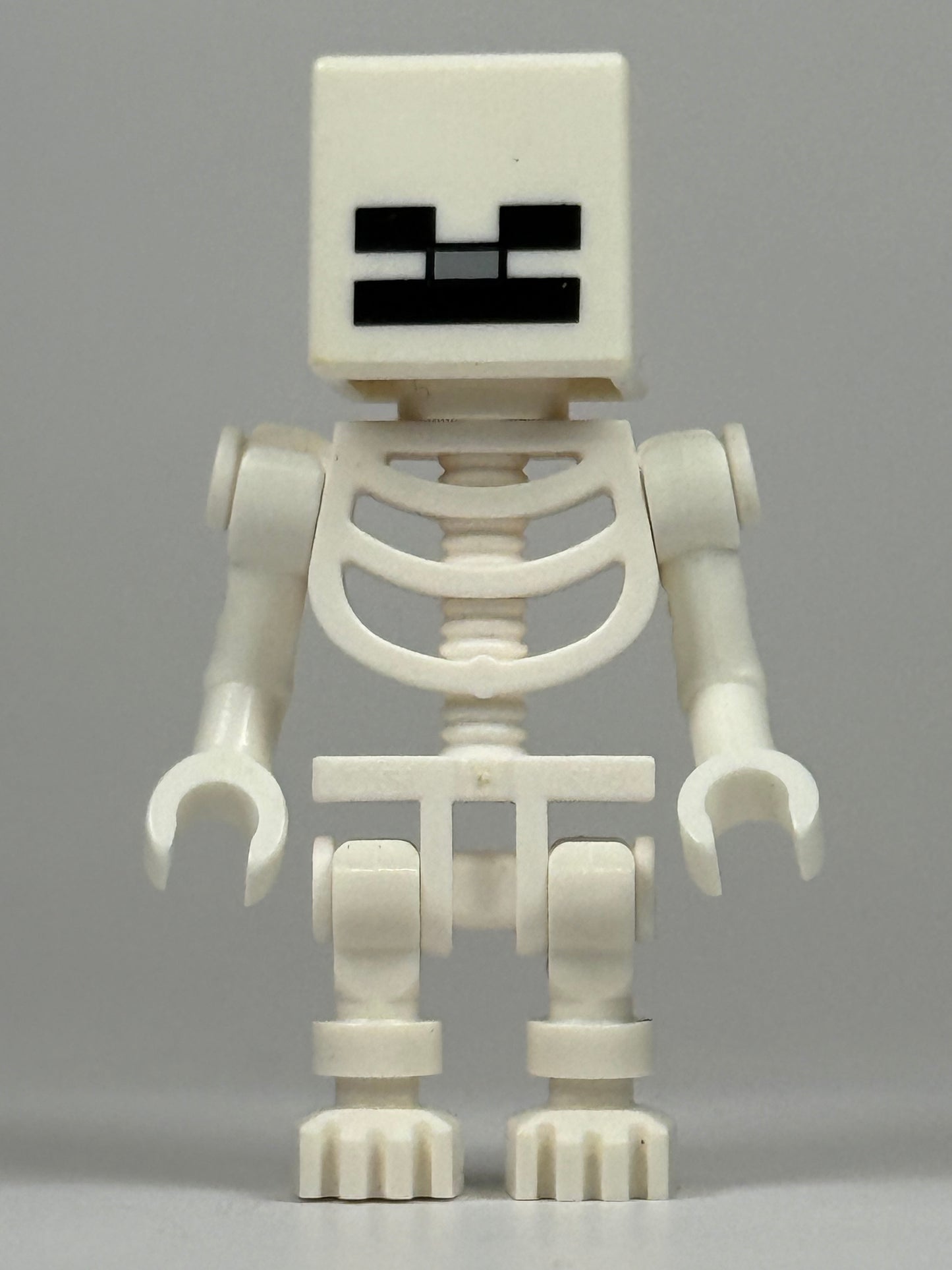 Skeleton min011