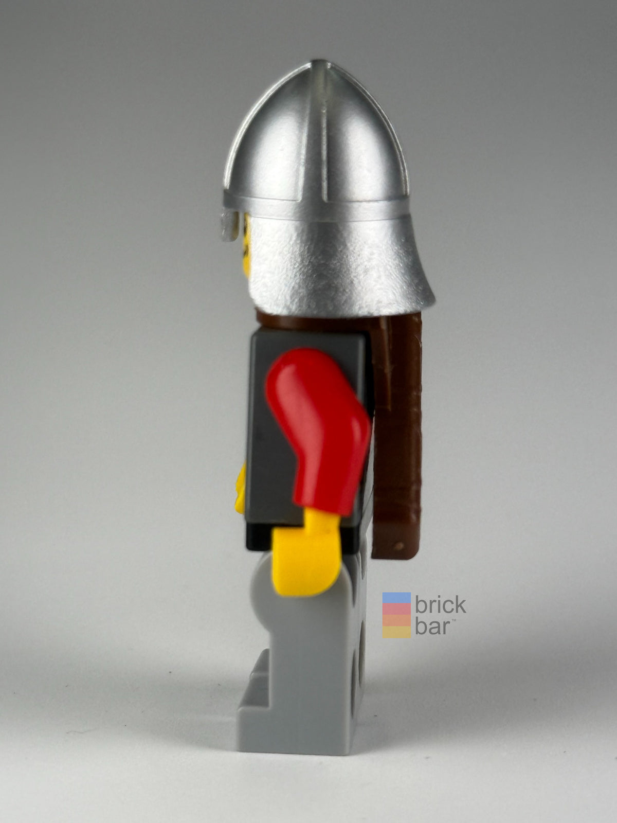 Kingdoms Lion Knight cas472 LEGO® Castle Minifigure side view — Brick Bar™