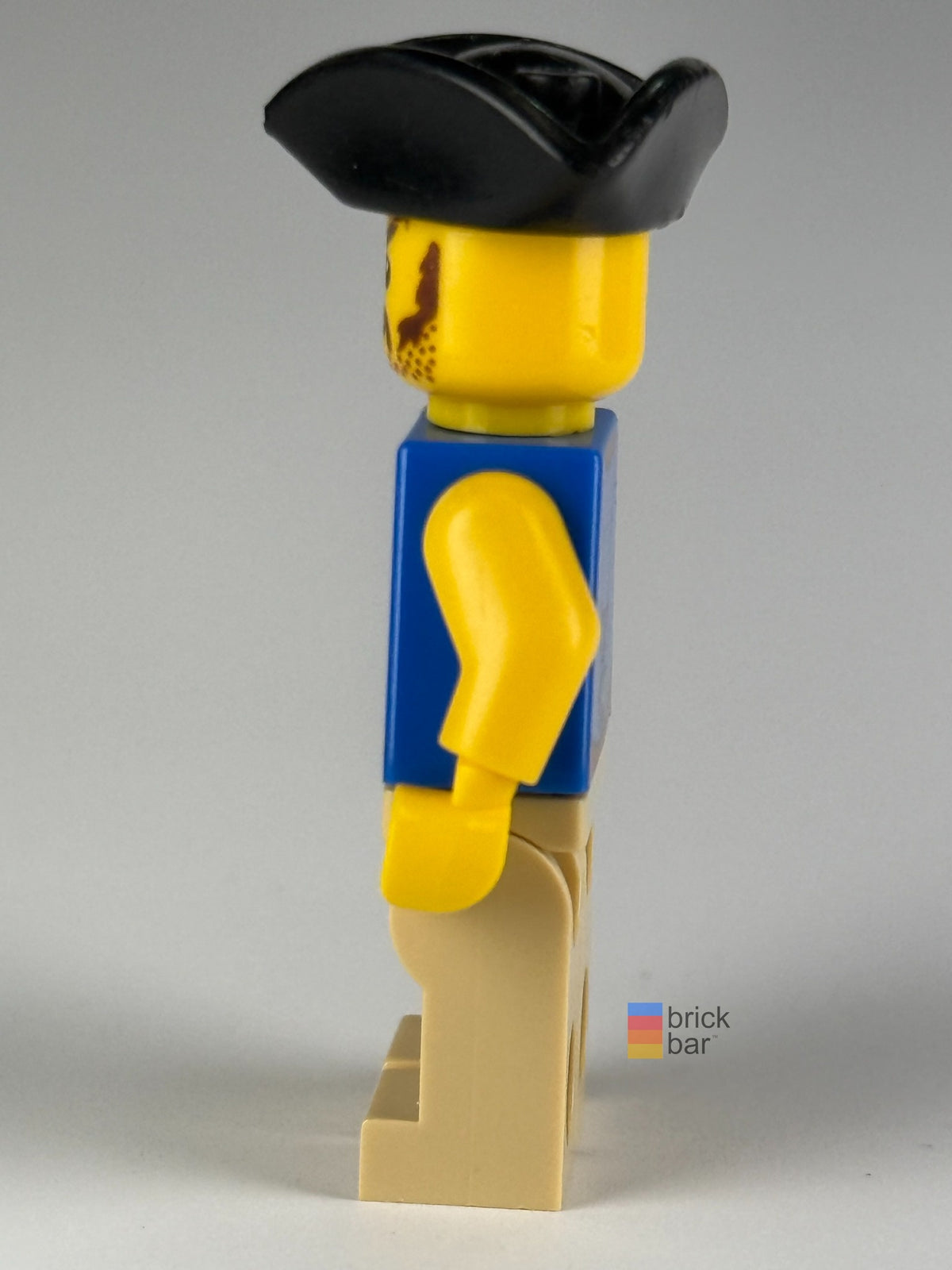 Pirate pi082 side view