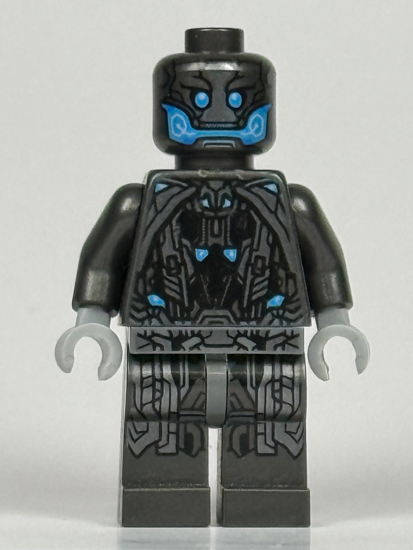 Ultron Sentry sh0166