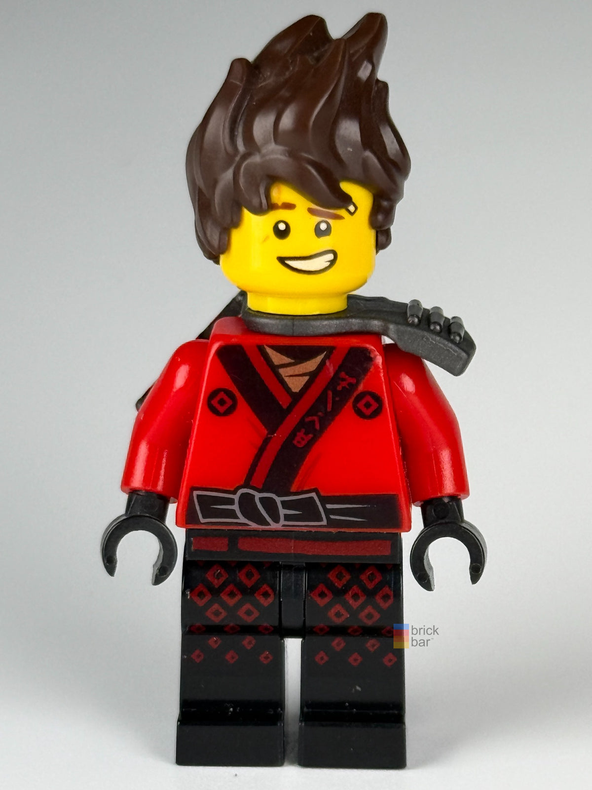 Kai - The LEGO Ninjago Movie, Hair, Pearl Dark Gray Scabbard njo0360 front view