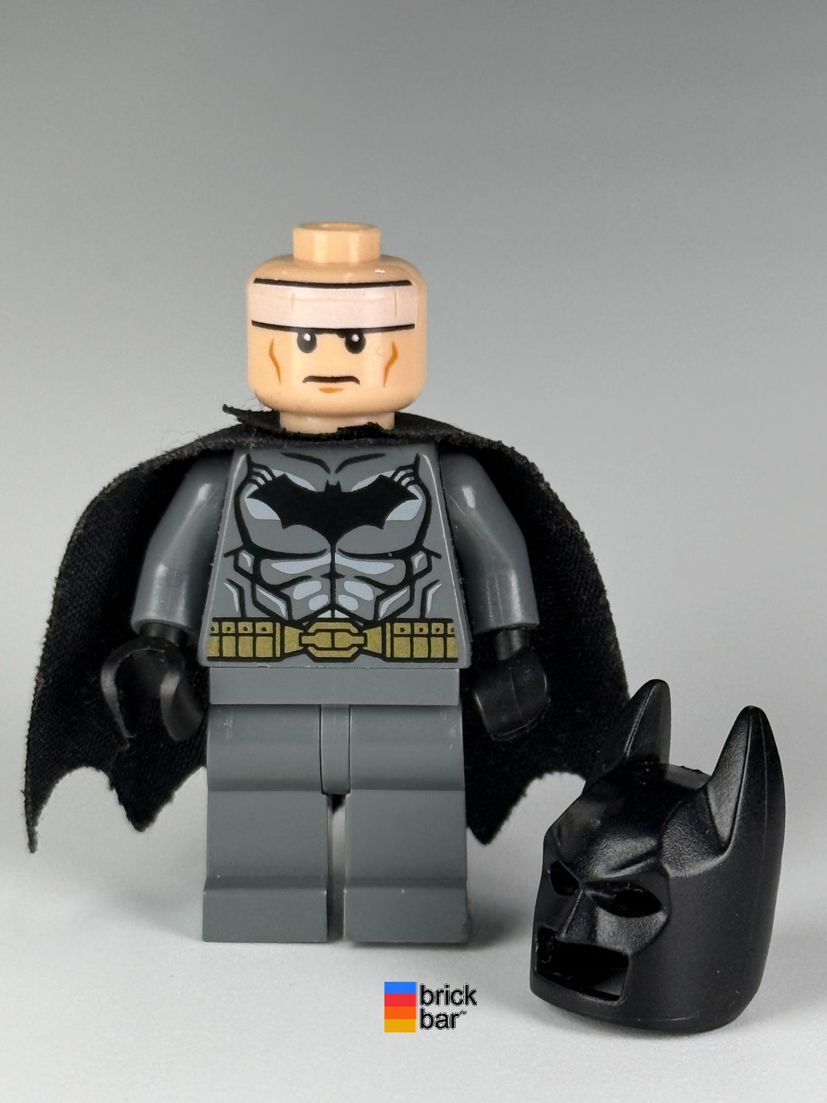 Batman sh0151, alternate stern face and cowl detail