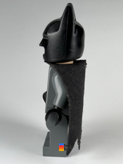 Batman sh0151, side view showing cape profile