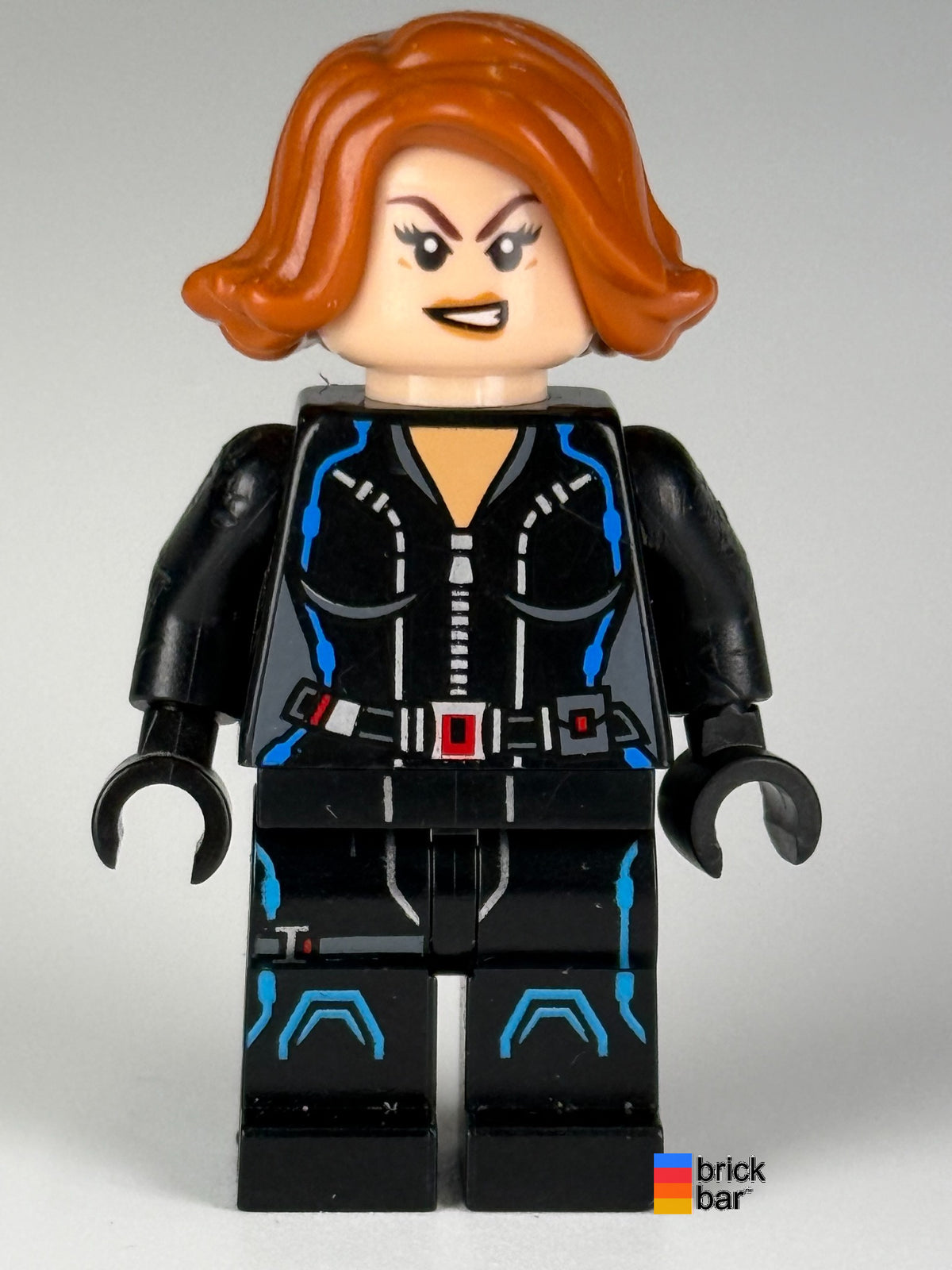 Black Widow sh0186 LEGO minifigure, front view