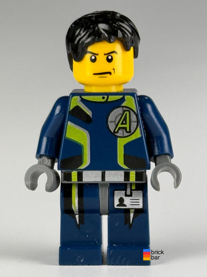 Agent Chase agt001 LEGO Agents minifigure alternate face showing angry eyebrows and scowl — original Brick Bar photo