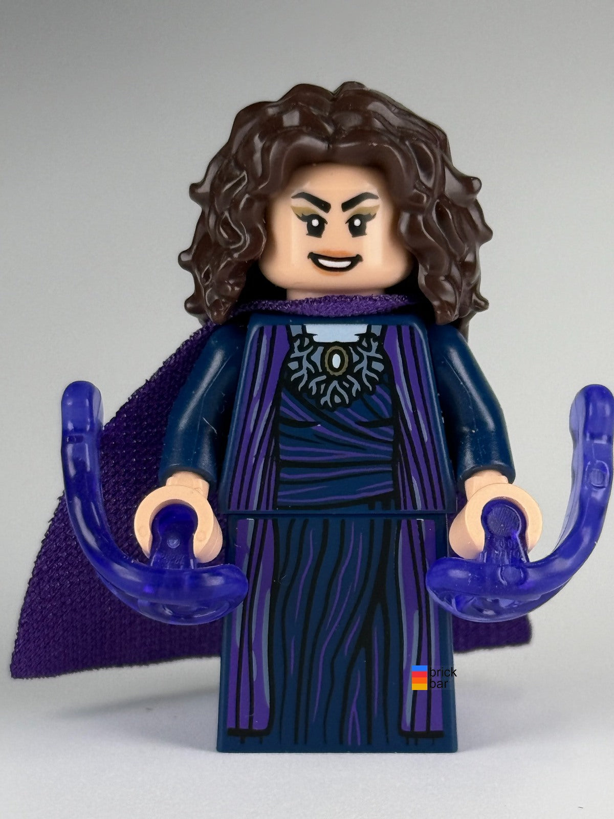 Agatha Harkness colmar13 LEGO Marvel Studios Series 2 minifigure — alternate face photo by Brick Bar