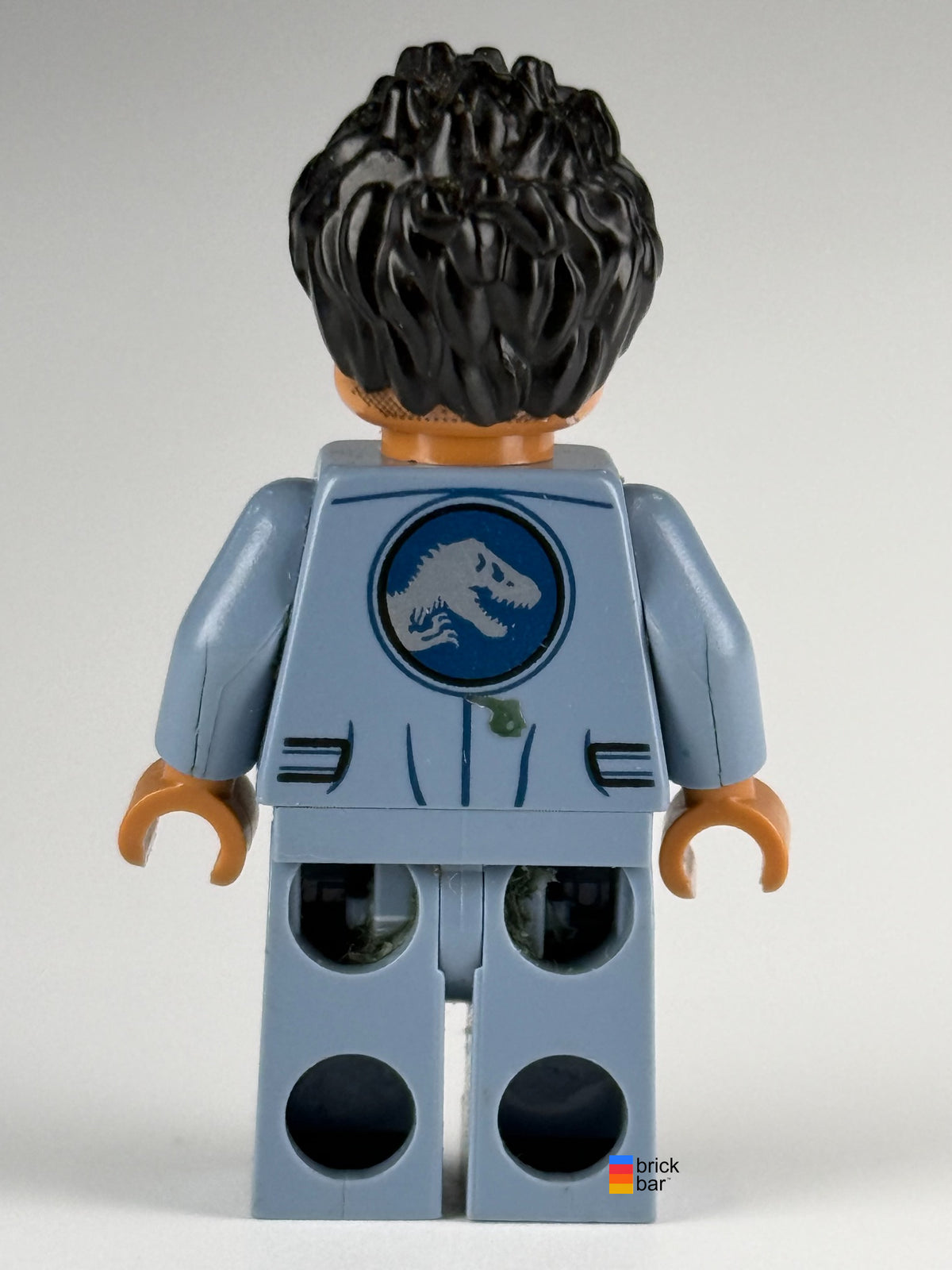 Simon Masrani jw003 LEGO Jurassic World minifigure, back view, Brick Bar original photo