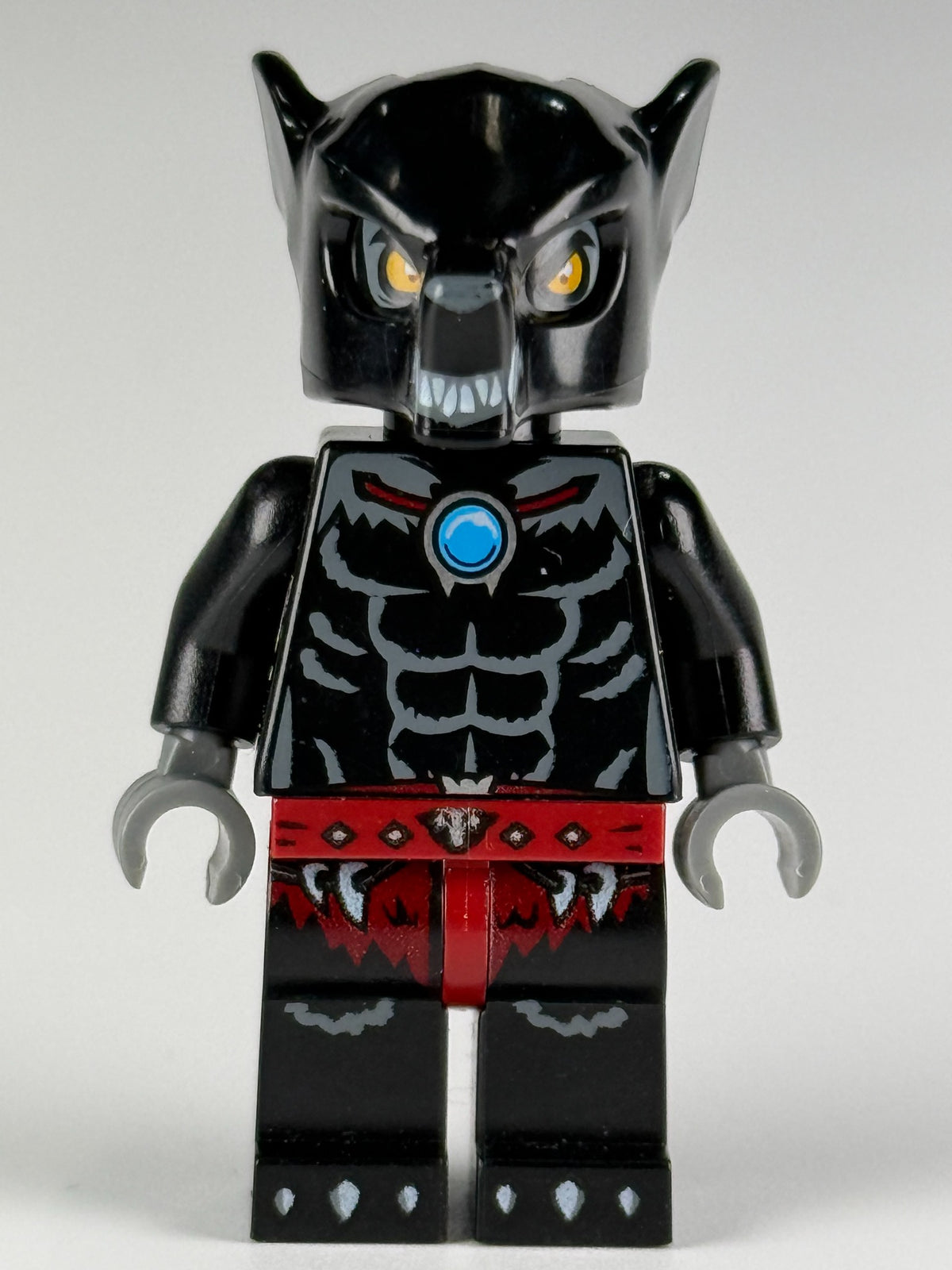 Wilhurt loc015 LEGO Chima minifigure front