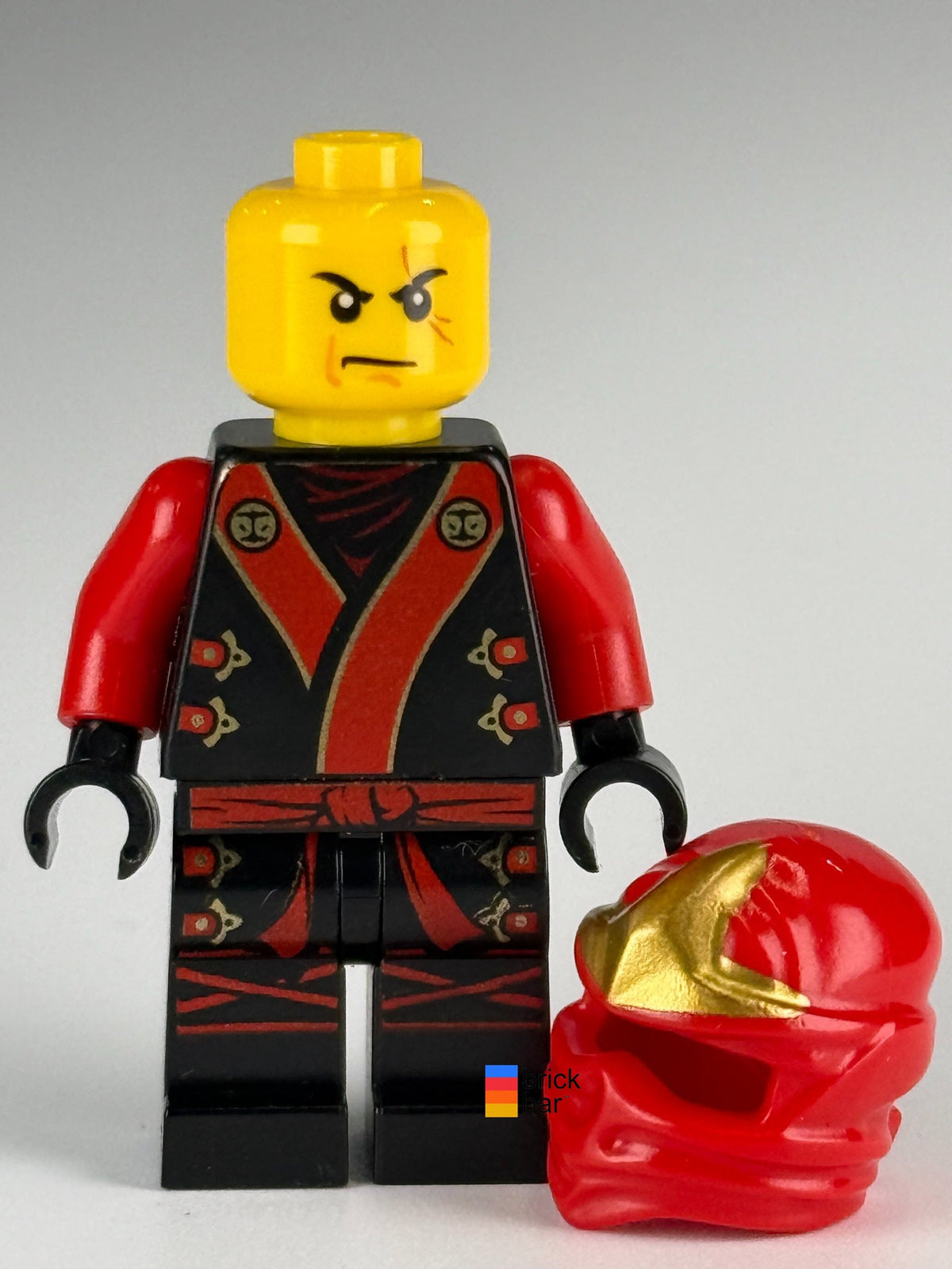 Kai - The Final Battle njo0071 LEGO Ninjago minifigure unmasked detail view, without shoulder armor — authentic Brick Bar photograph