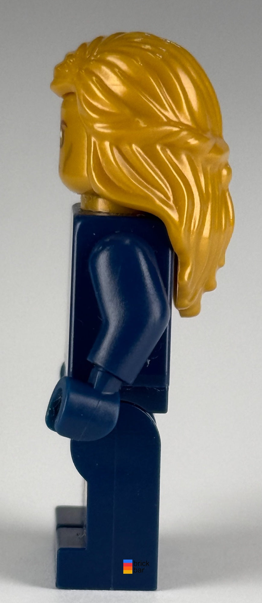 Ayesha sh0378 LEGO Marvel minifigure, side view