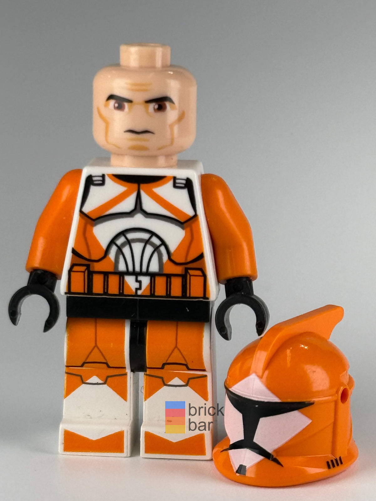 Clone Bomb Squad Trooper Phase 1 sw0299 LEGO Star Wars minifigure face detail view – Brick Bar™