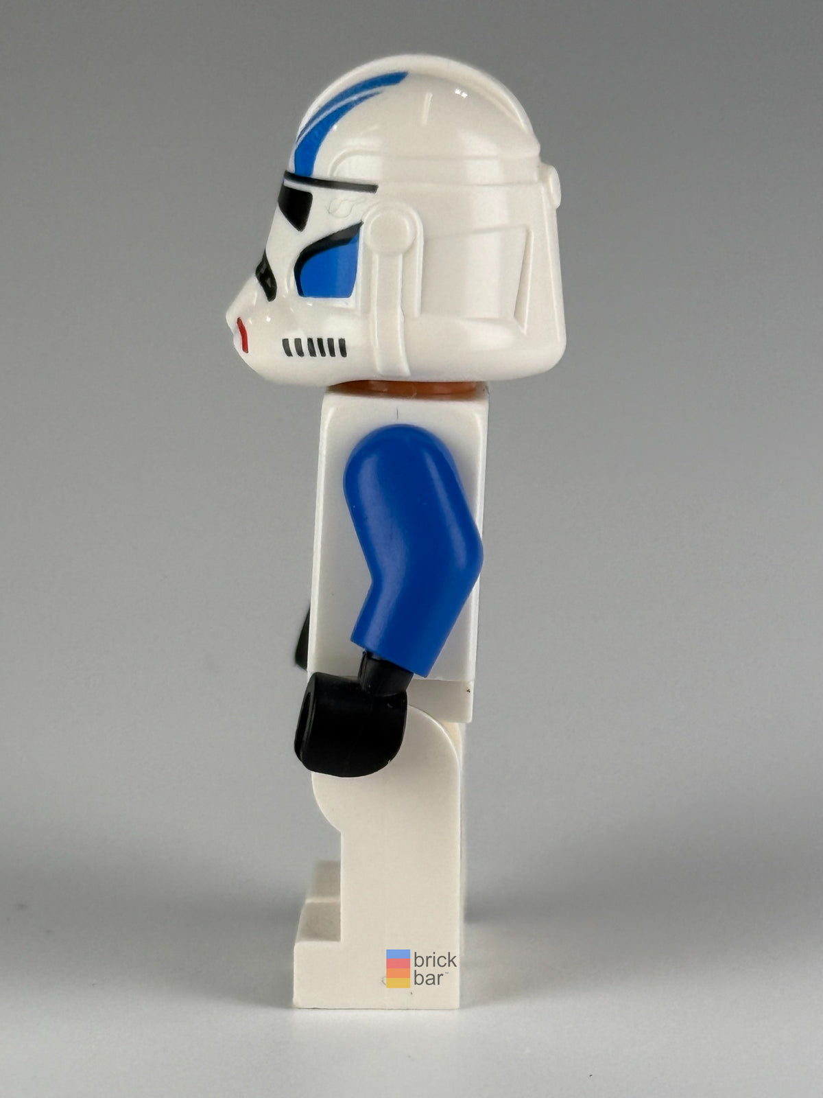 Clone Jet Trooper 501st Legion sw1093 LEGO Star Wars minifigure side view – Brick Bar™