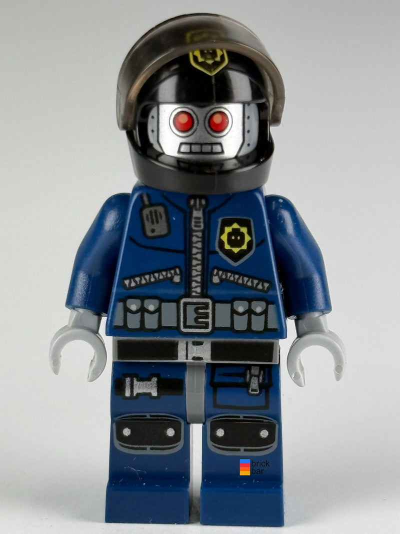 Robo SWAT - Helmet tlm046, front view; original Brick Bar product photograph