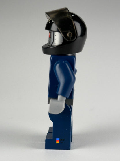 Robo SWAT - Helmet tlm046, side view; original Brick Bar product photograph