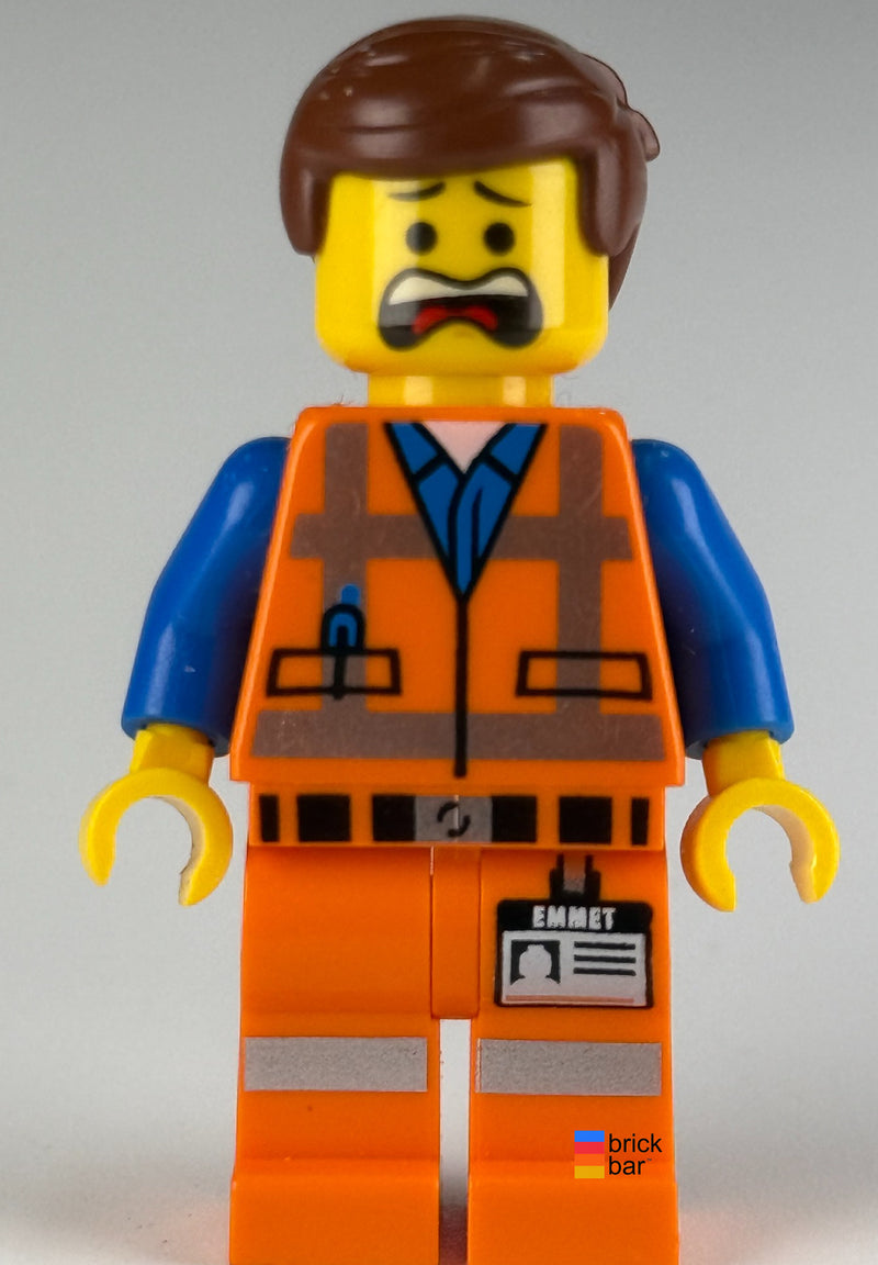 Emmet tlm087 LEGO The LEGO Movie minifigure, front scared view; original Brick Bar photograph