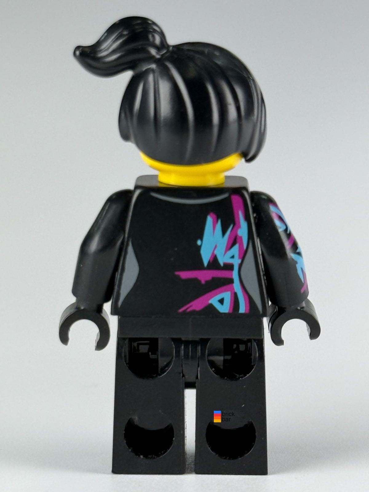 Lucy Wyldstyle tlm103 LEGO Movie 2, back view, original Brick Bar product photo