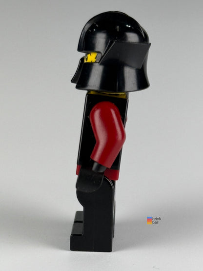 Shadow Knight cas257 LEGO® Knights' Kingdom II Minifigure side view — Brick Bar™