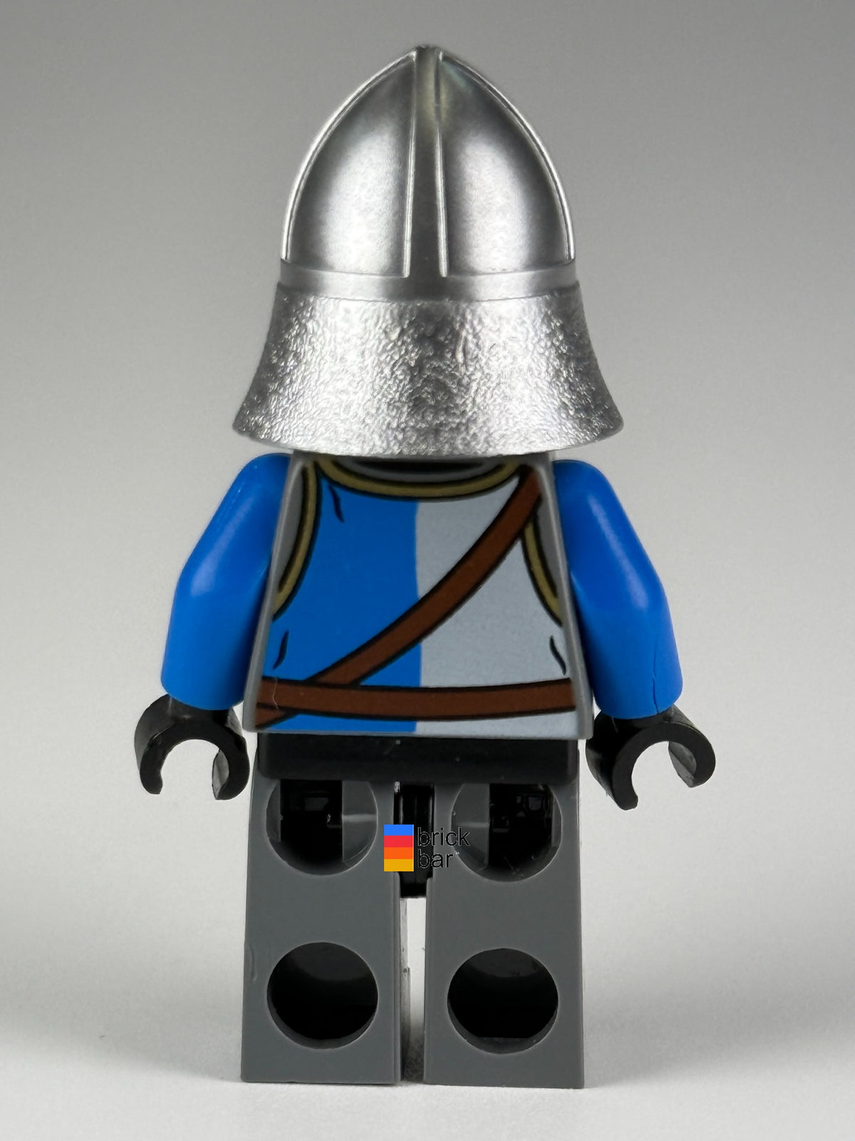 King's Knight cas530 LEGO® Castle Minifigure back view — Brick Bar™