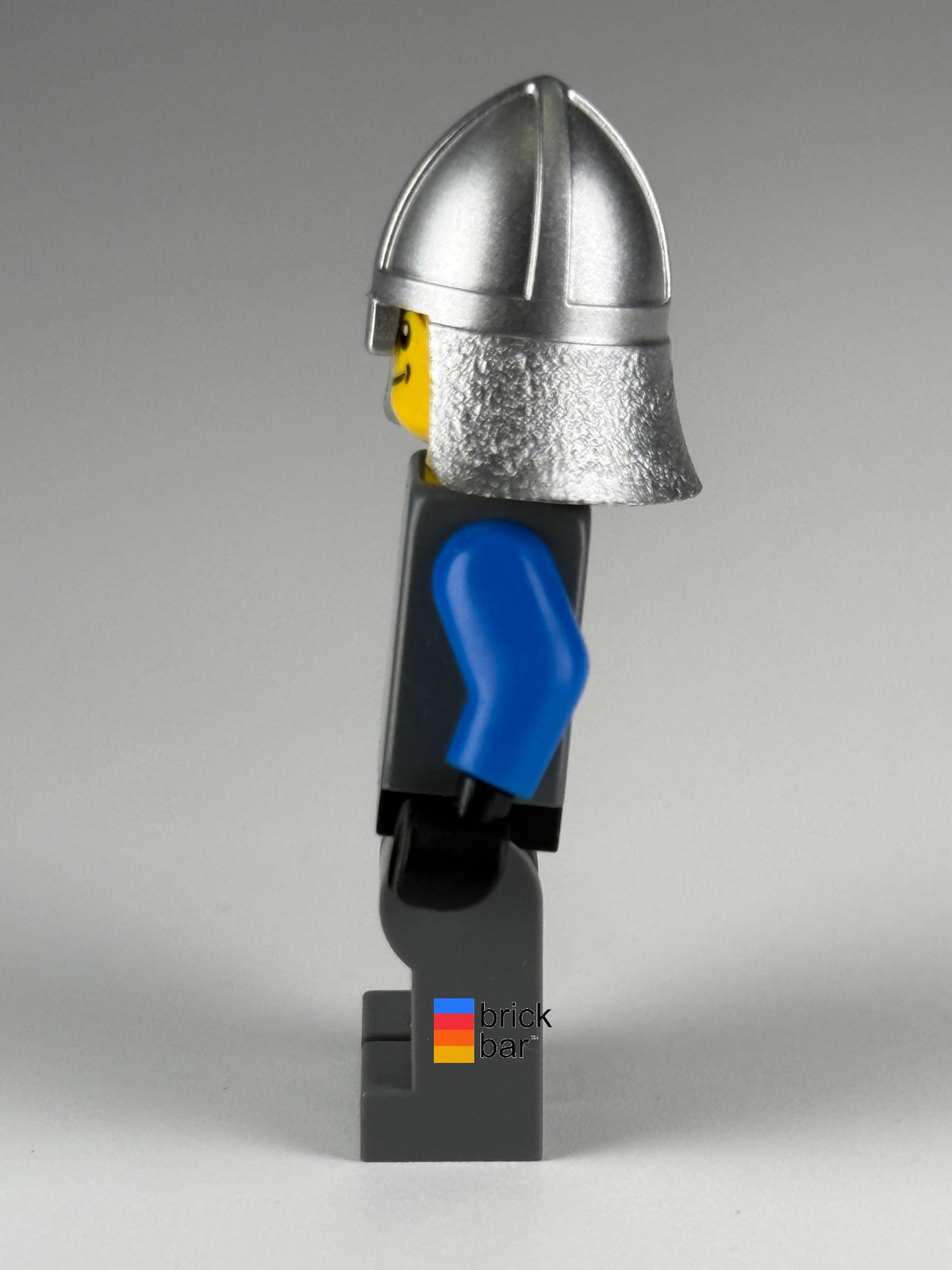 King's Knight cas536 LEGO® Castle Minifigure side view — Brick Bar™