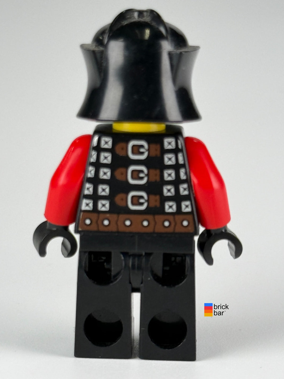 Castle Dragon Knight cas537 LEGO® Castle Minifigure back view — Brick Bar™