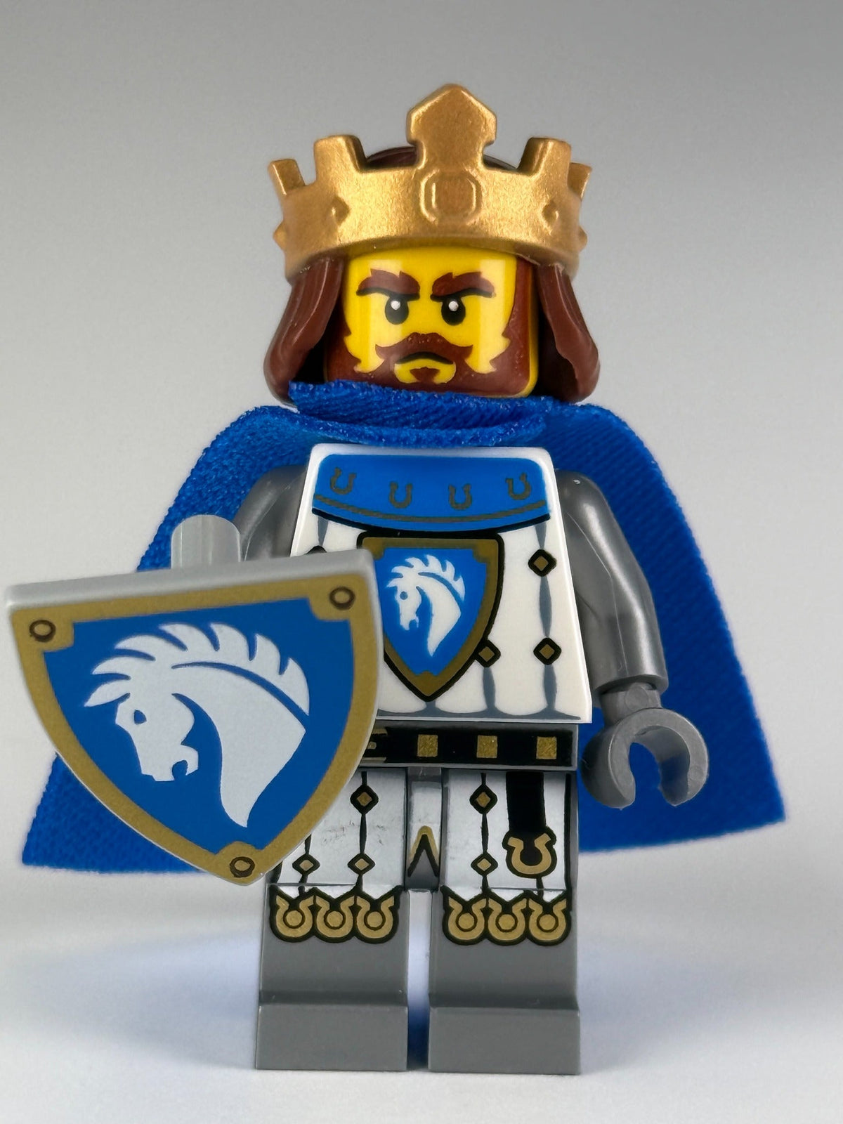 Horse Knight King cas592 front view — Brick Bar™