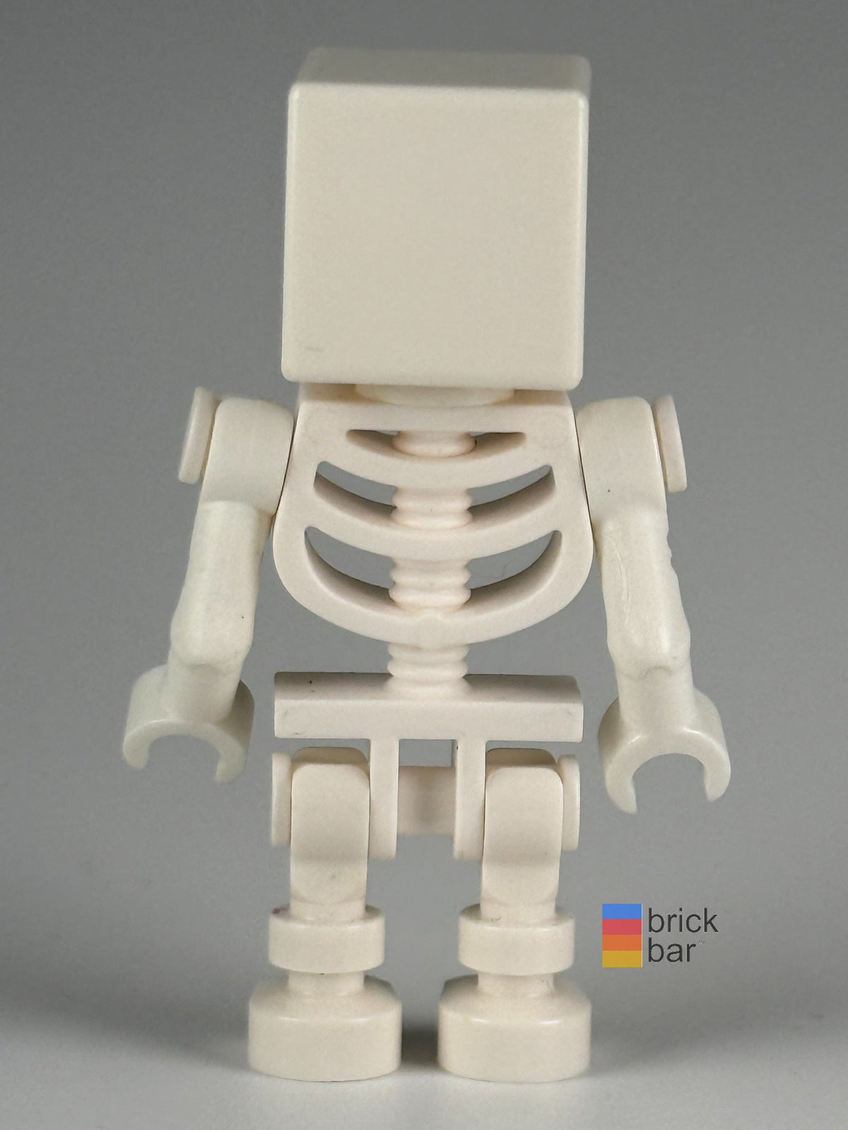 Skeleton min011 LEGO® Minecraft minifigure back view — Brick Bar
