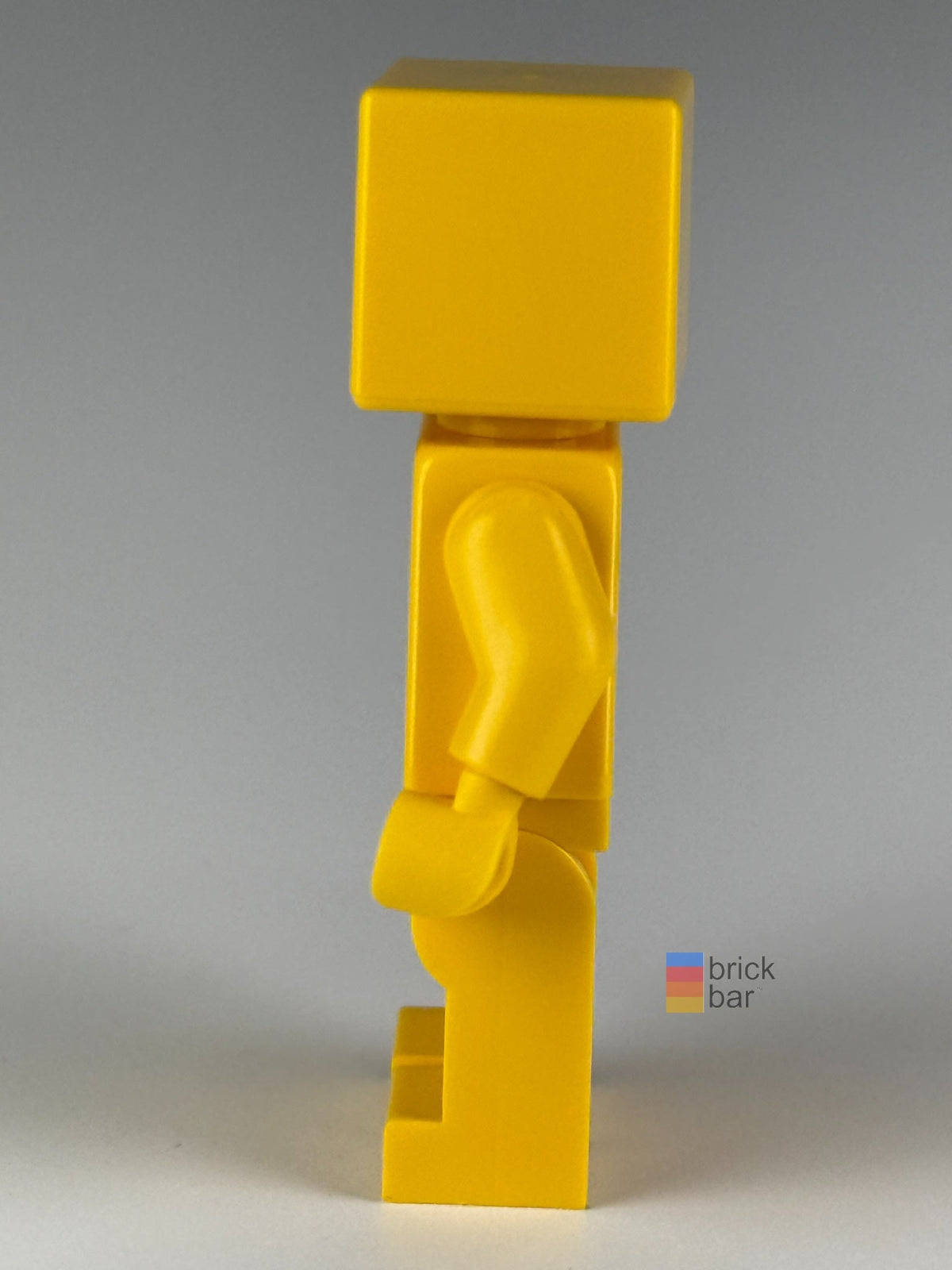 Ocelot Skin min107 LEGO® Minecraft Minifigure side view — Brick Bar™