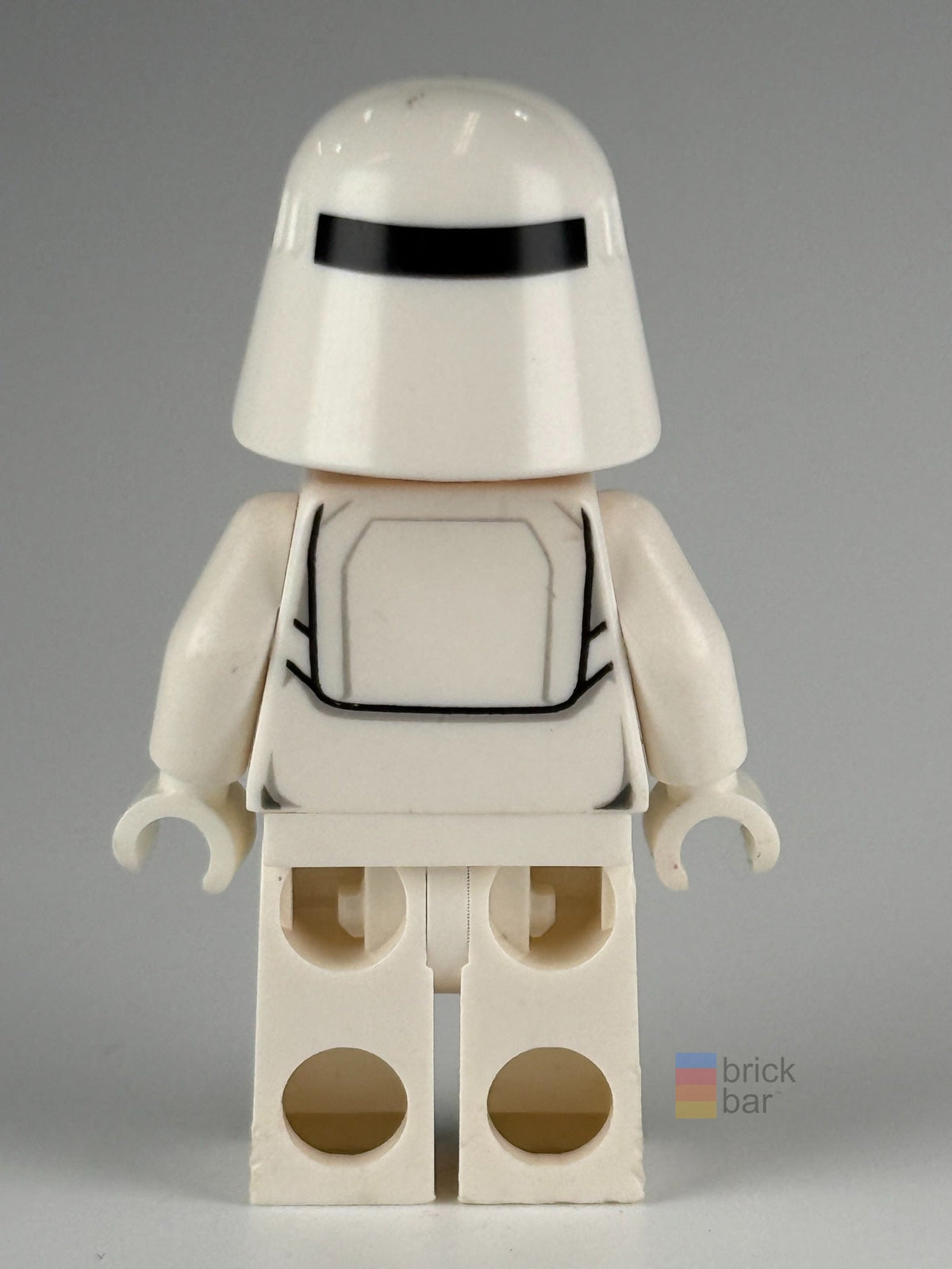First Order Snowtrooper without Backpack sw0875 LEGO® Star Wars minifigure back view – Brick Bar™ original photograph