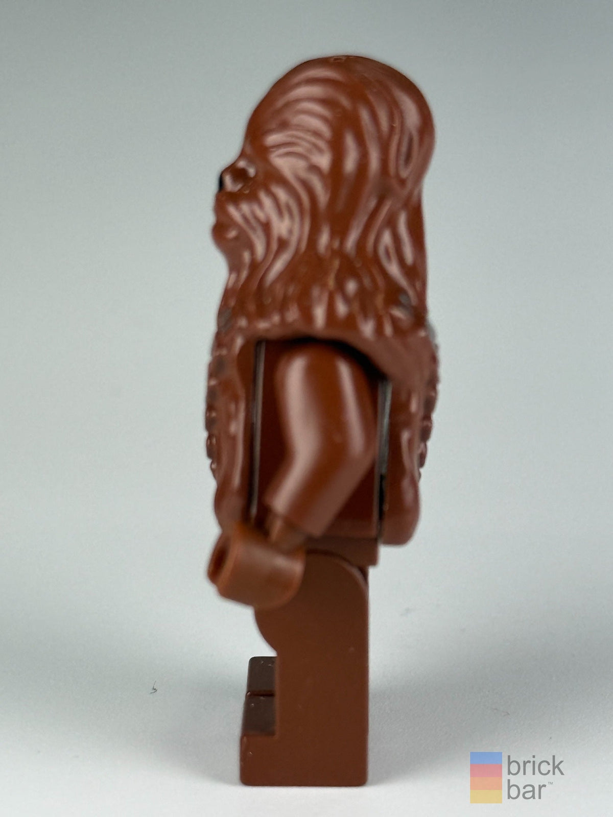 Chewbacca sw0011a LEGO Star Wars minifigure side view — original Brick Bar™ photograph