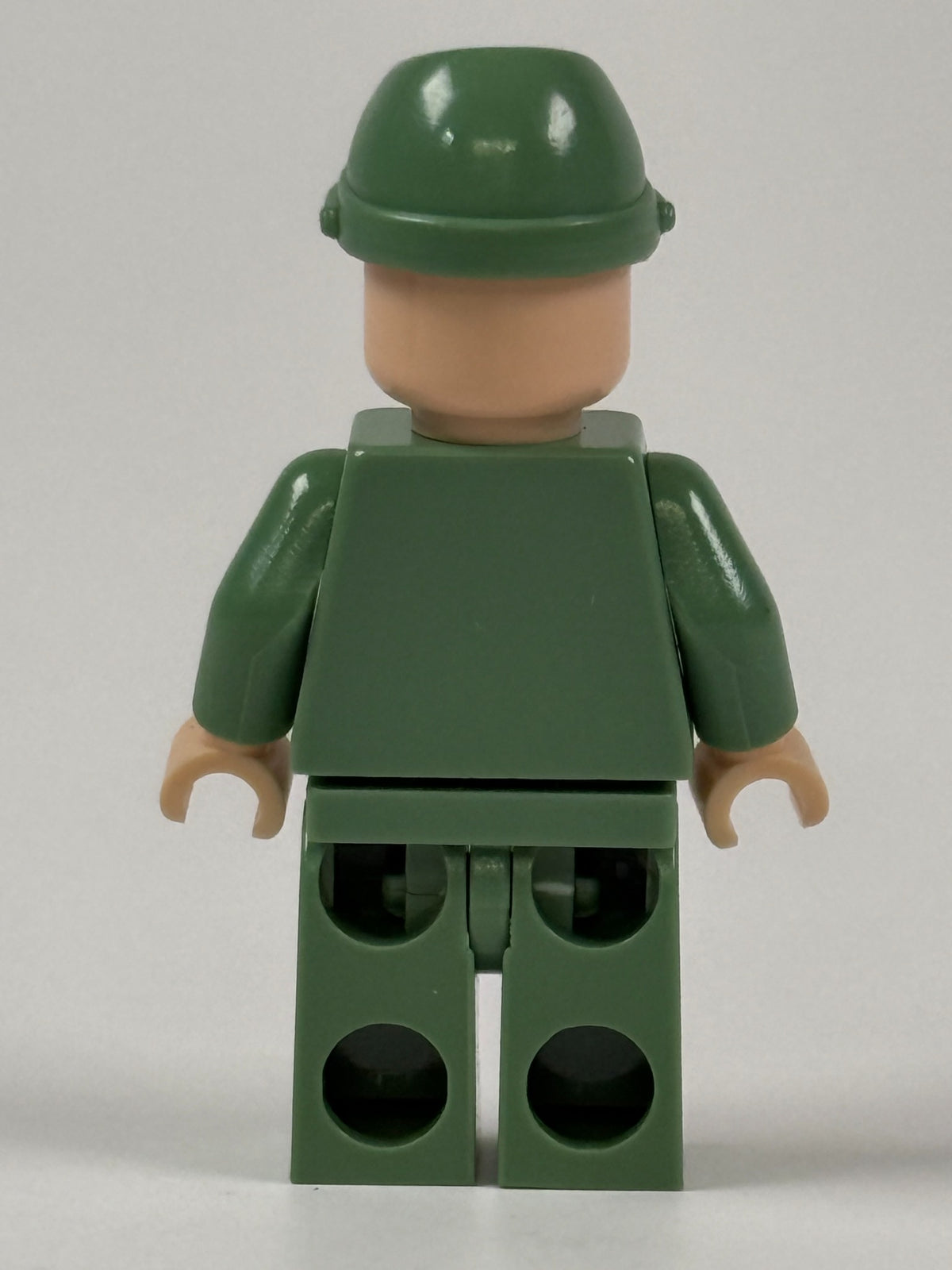 Actual pre-owned LEGO Indiana Jones Russian Guard 1 iaj013 back view