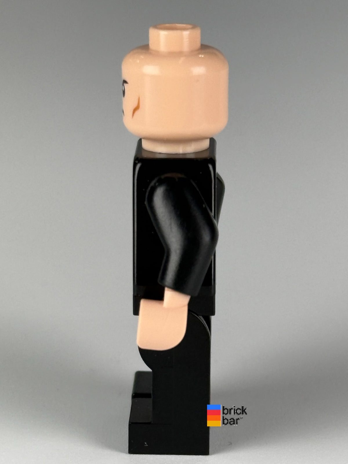 Lex Luthor - Black Suit sh0012 LEGO minifigure, side view