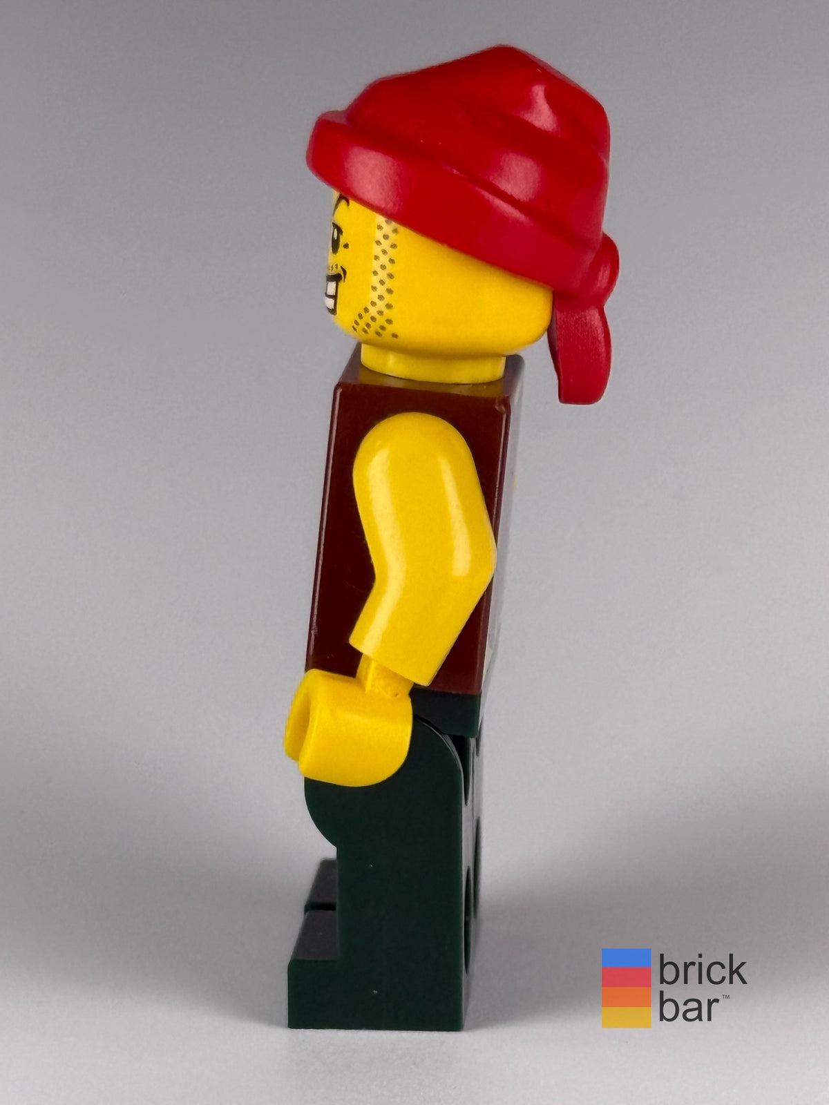 Pirate pi130 side view - genuine pre-owned LEGO minifigure