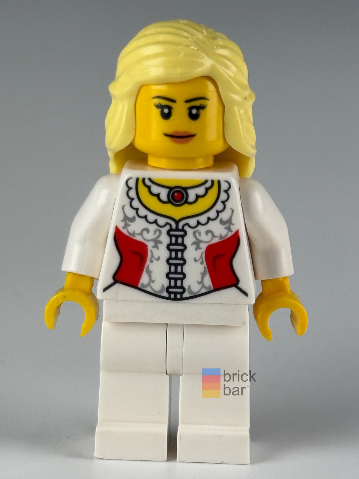 Chess Queen pi177 front view - original Brick Bar photo