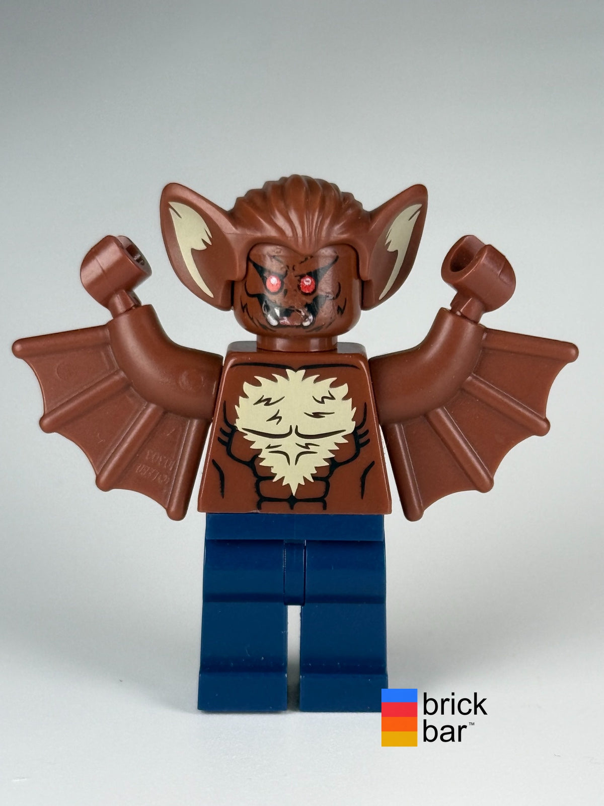 Front view of LEGO DC Comics Super Heroes Man-Bat minifigure sh0086.