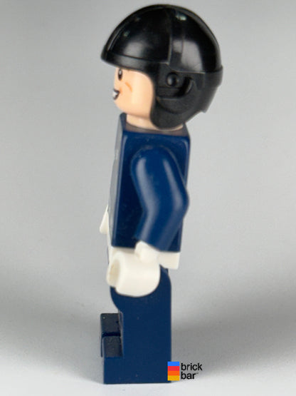 SHIELD Agent - White Hips and Hands sh0188 LEGO minifigure, side view