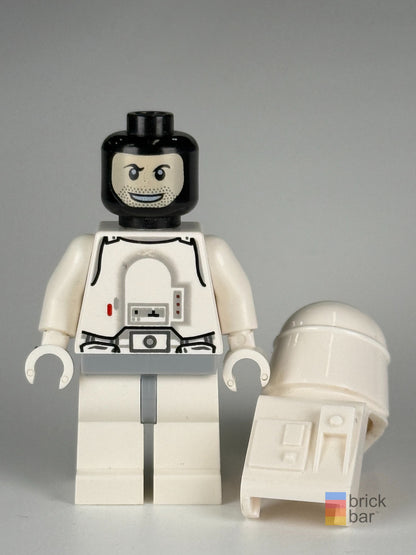 Snowtrooper sw0428 LEGO Star Wars minifigure helmet-off view — Brick Bar™
