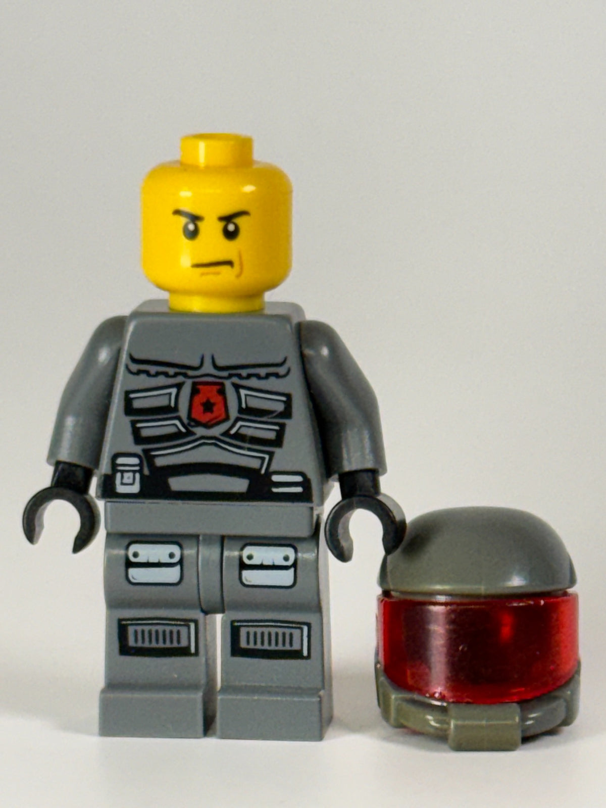 Space Police 3 Officer 15 sp119 uncovered face and helmet, original Brick Bar photo