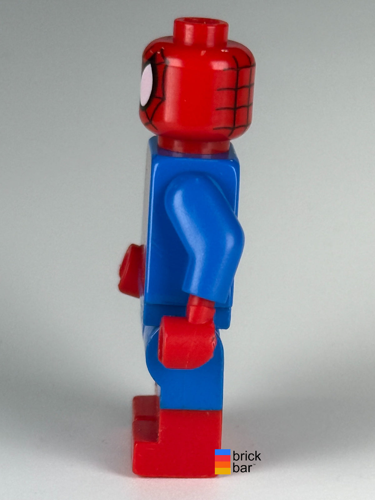 Spider-Man sh0205 LEGO minifigure, side view