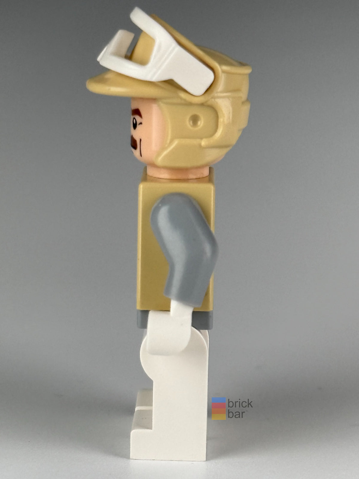 Hoth Officer sw0258 side view — Brick Bar™