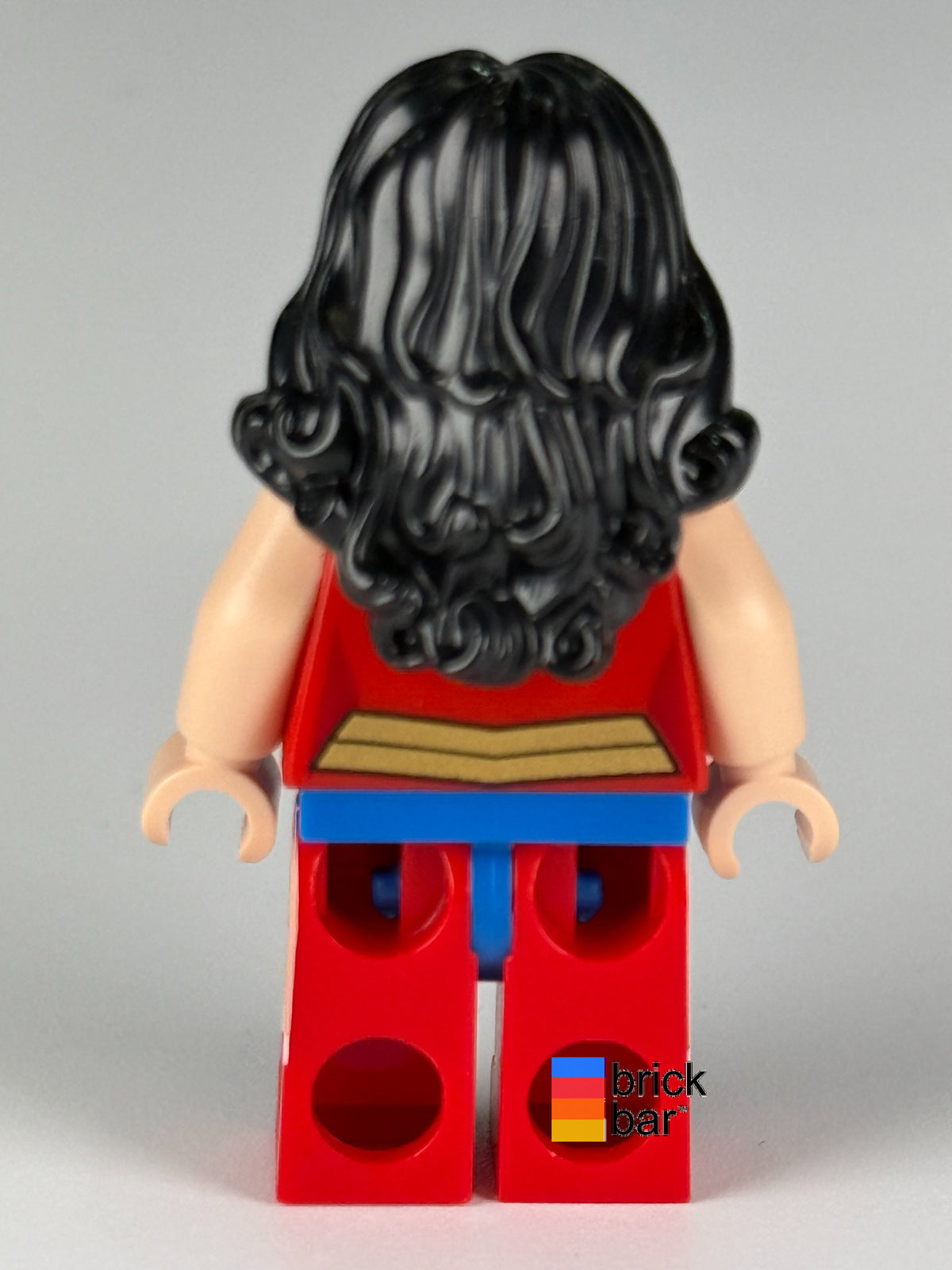 Wonder Woman sh0004 LEGO DC Super Heroes minifigure, back view
